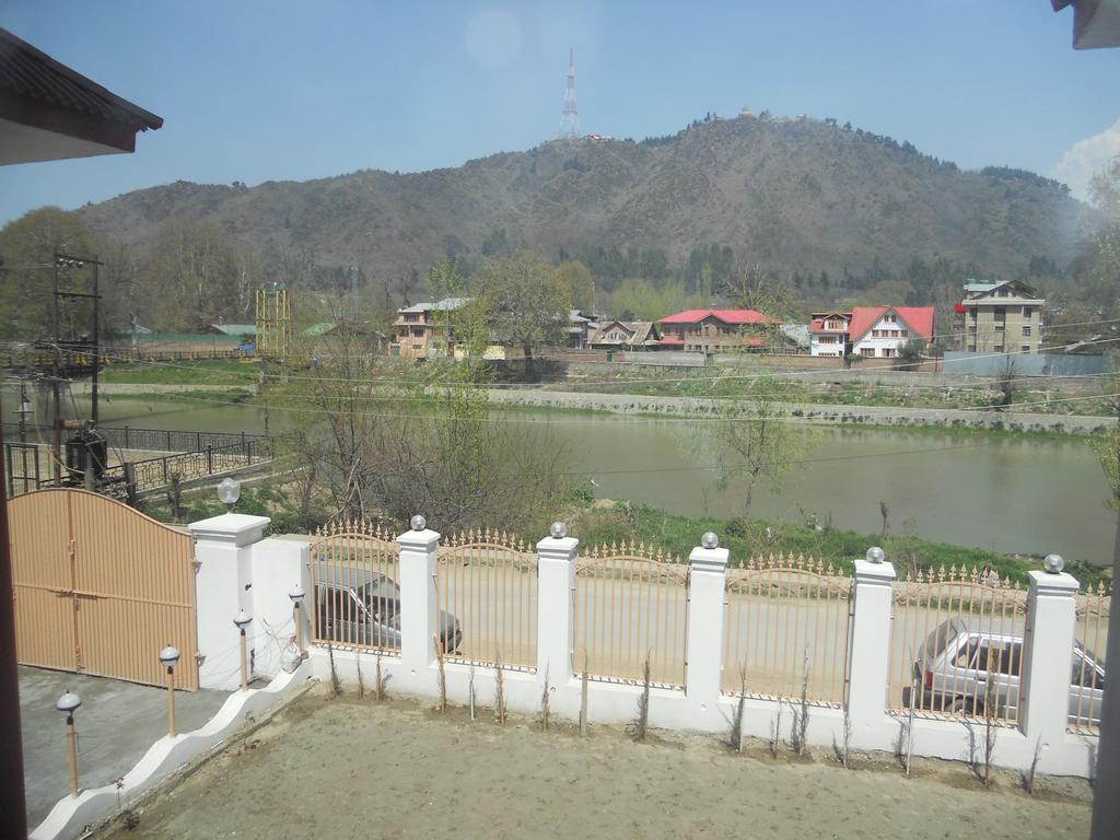 Hotel Royale Jannat Srinagar (Jammu and Kashmir) Exterior photo