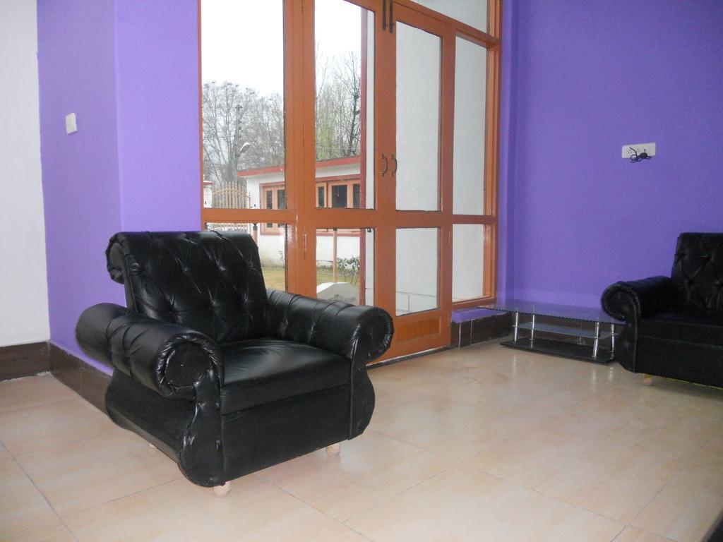 Hotel Royale Jannat Srinagar (Jammu and Kashmir) Room photo